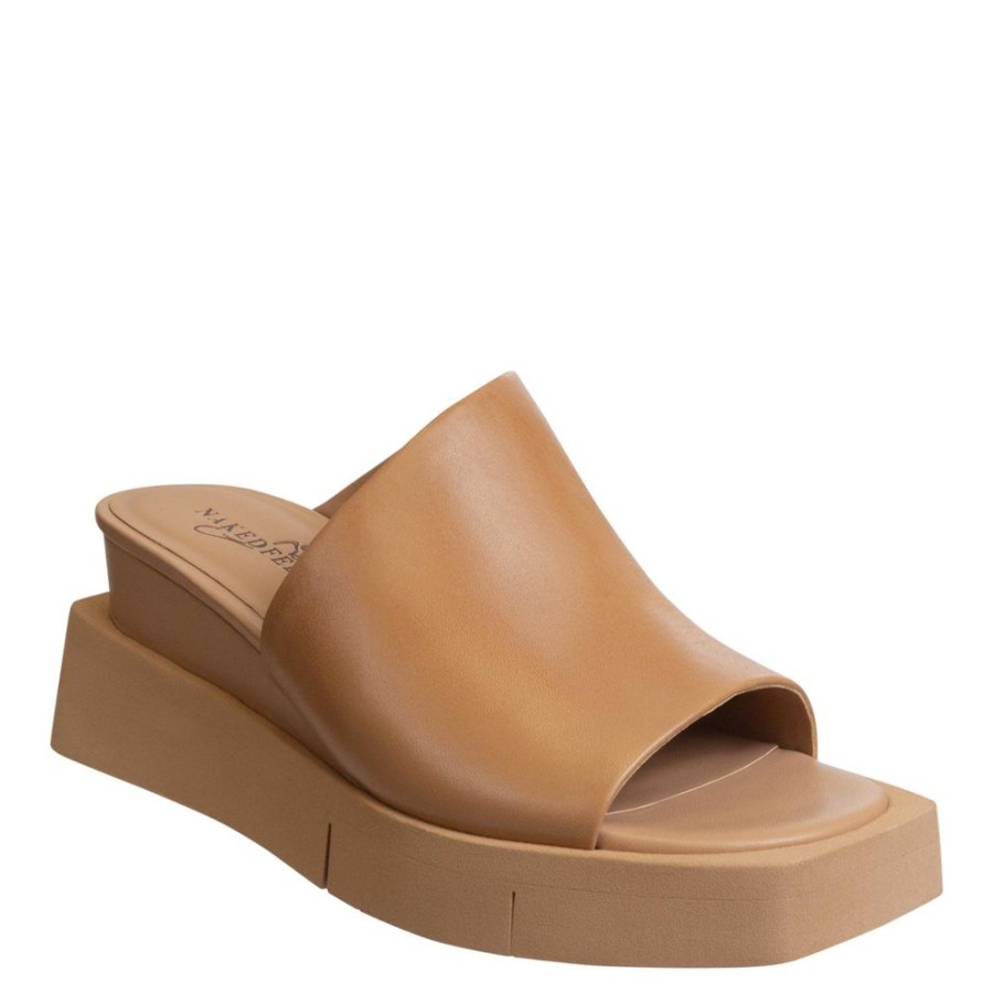 Shoes NAKED FEET Naked Feet - Infinity In Wedge Sandals Camel